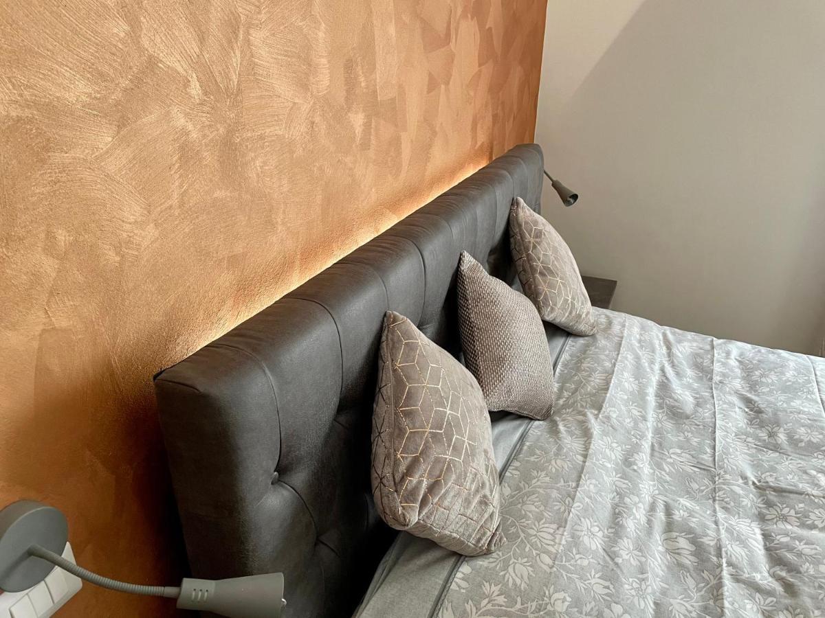 B&B Le Chevalier Cuneo Exteriör bild